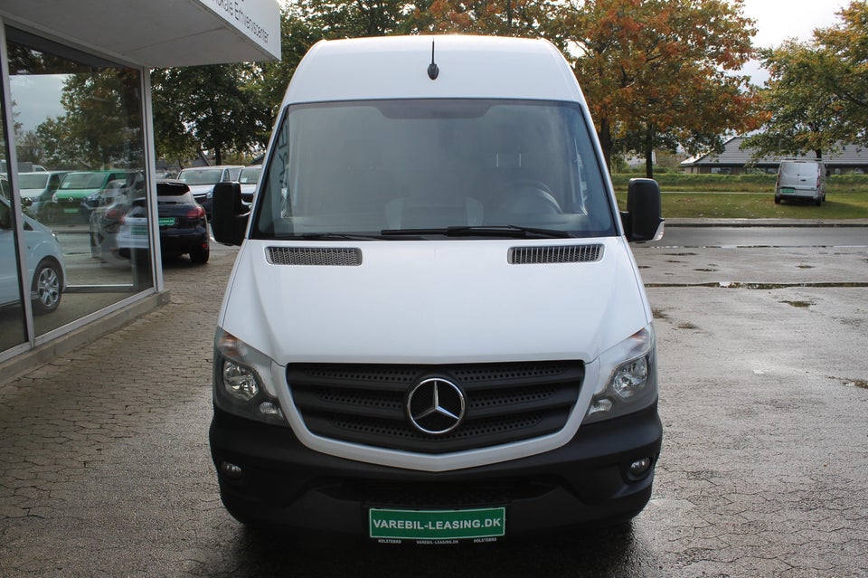 Mercedes Sprinter 319 3,0 CDi R2 Kassevogn aut. 5d