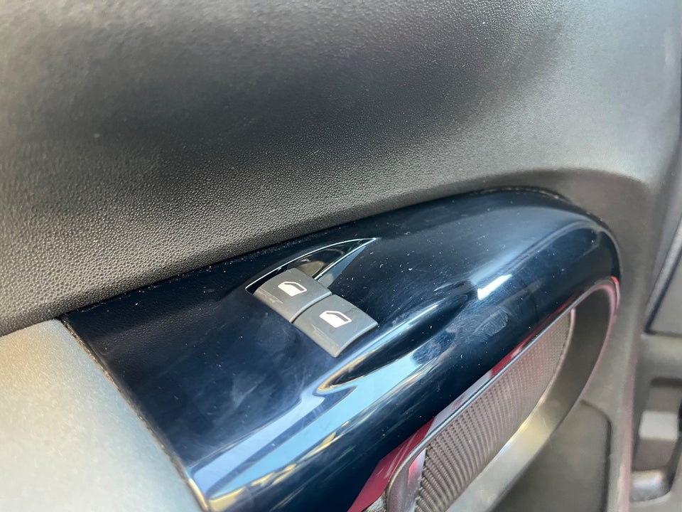 Citroën C4 Cactus 1,2 PureTech 110 SkyLine 5d