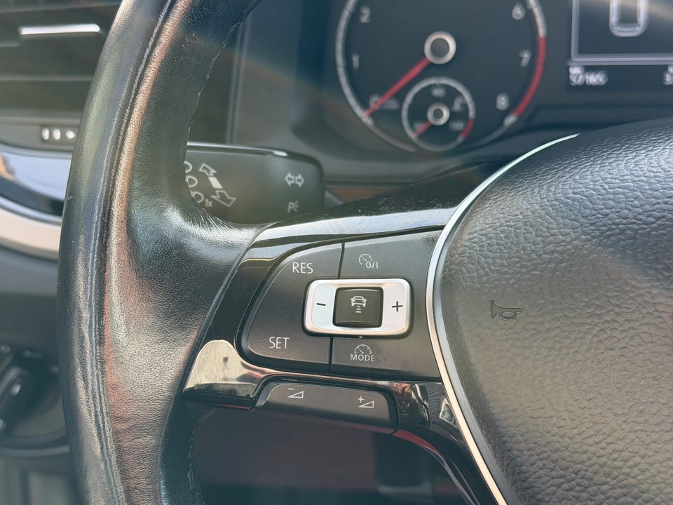 VW Polo 1,0 TSi 95 Comfortline Connect DSG 5d