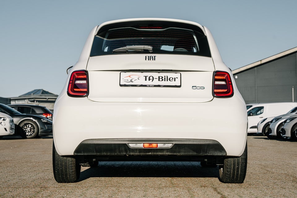 Fiat 500e 24 Action 3d