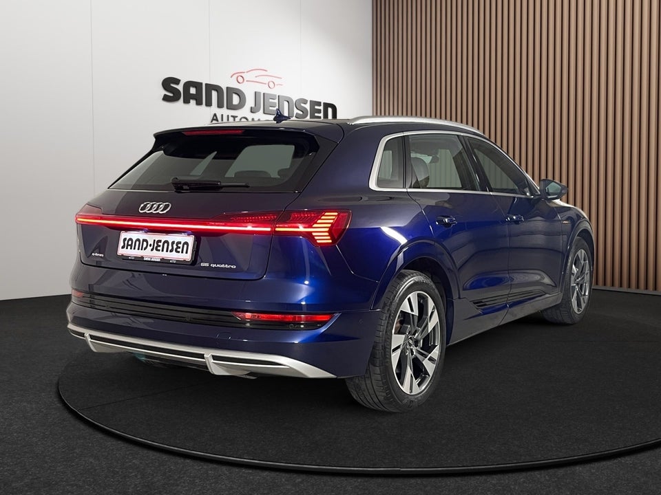 Audi e-tron 55 S-line quattro 5d