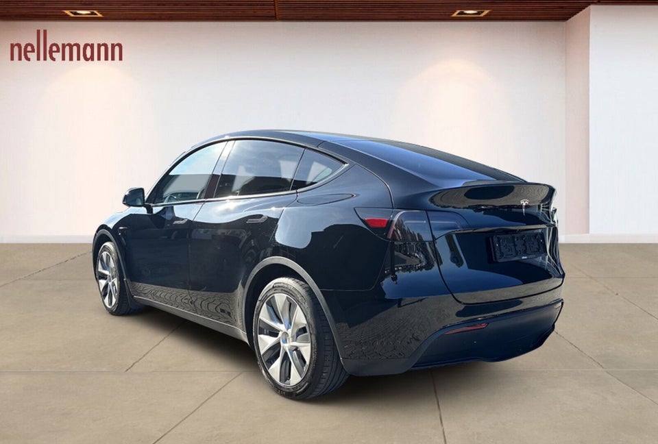 Tesla Model Y RWD 5d
