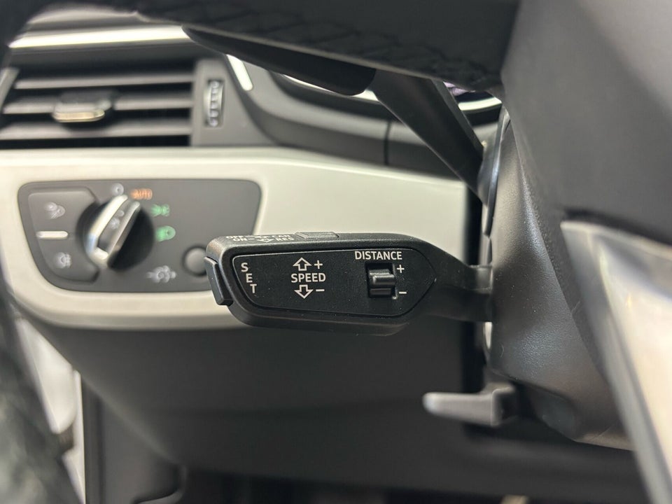 Audi A4 40 TFSi Prestige plus Avant S-tr. 5d