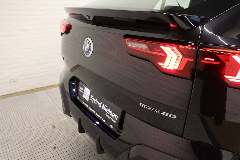 BMW iX2 eDrive20 M-Sport 5d