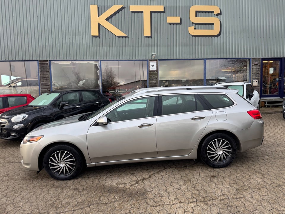 Honda Accord 2,0 Comfort Tourer 5d