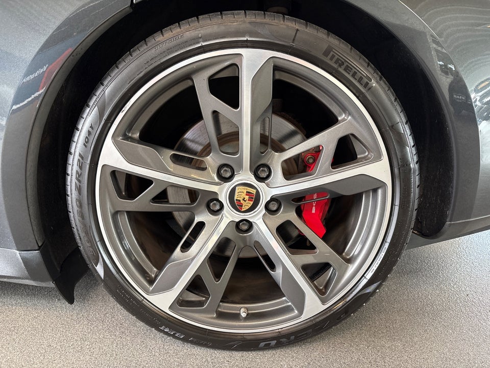 Porsche Taycan 4S 4d