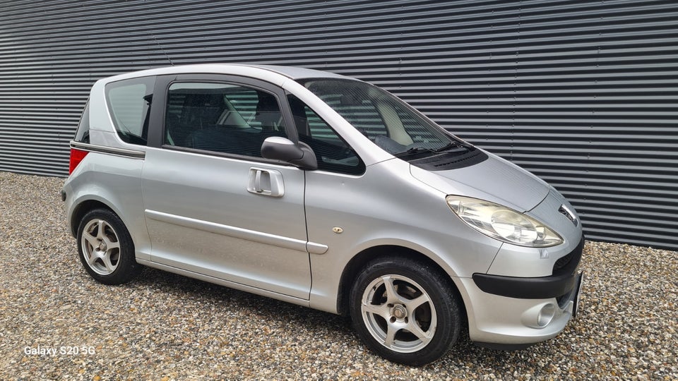 Peugeot 1007 1,6 Sporty 2-tr. 3d