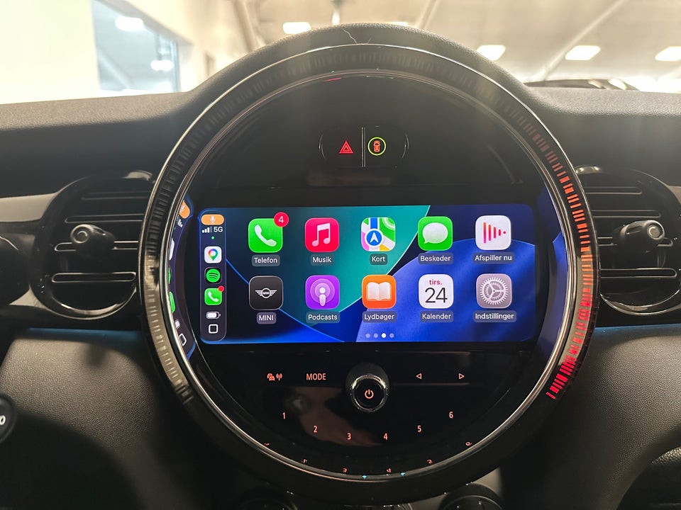 MINI Cooper SE Essential 3d