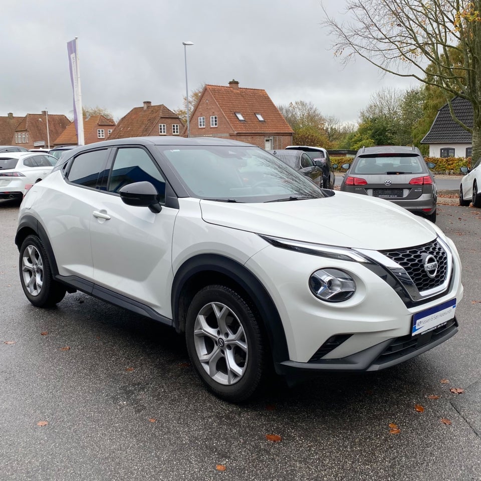 Nissan Juke 1,0 Dig-T 117 N-Connecta 5d