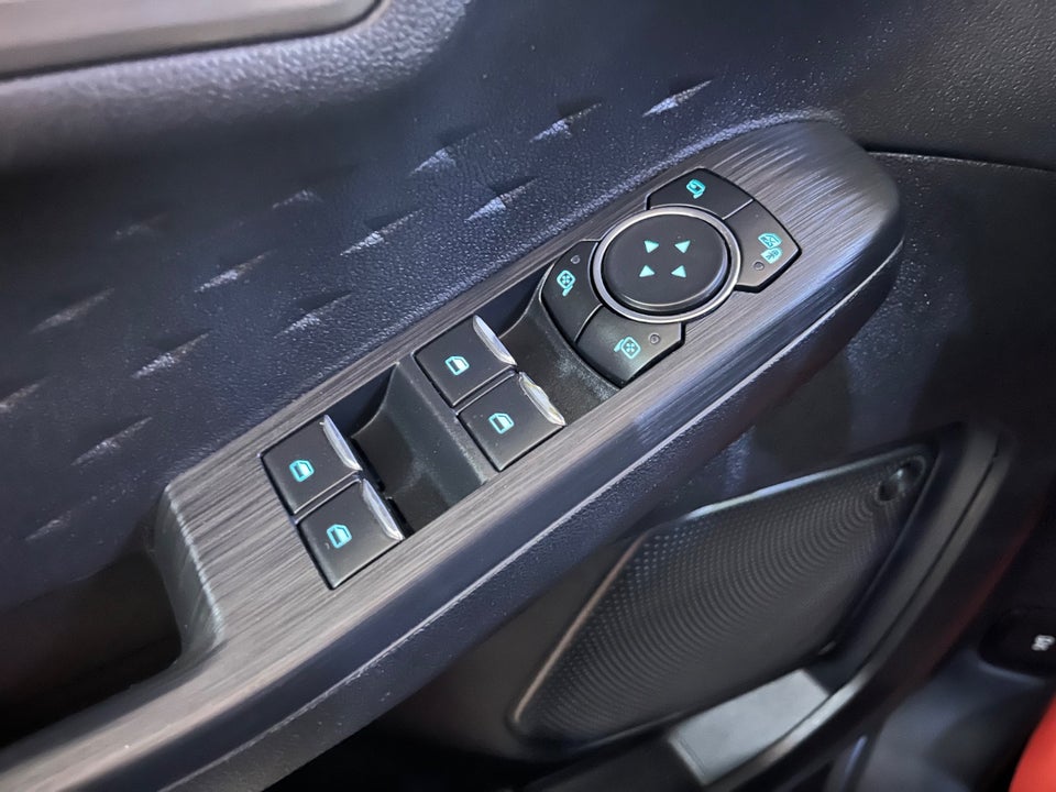 Ford Kuga 2,5 PHEV Titanium X CVT 5d