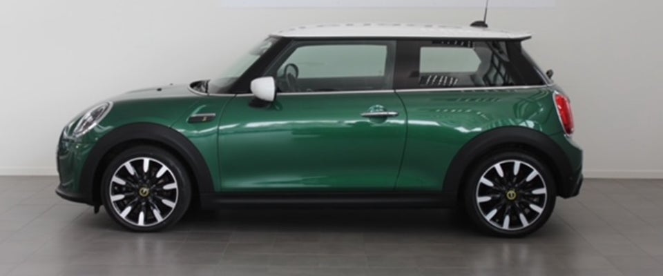 MINI Cooper SE Classic Trim 3d