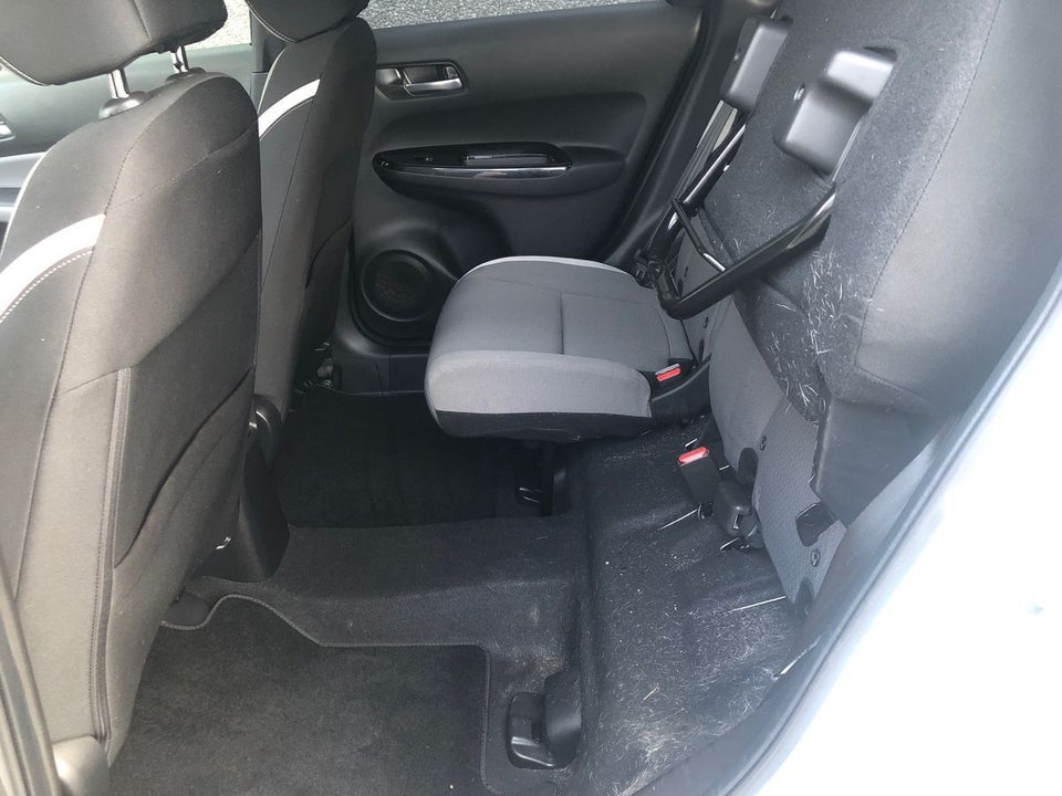 Honda Jazz 1,5 i-MMD Crosstar Executive eCVT 5d