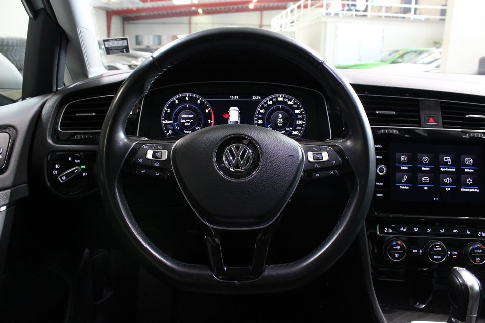 VW Golf VII 1,5 TSi 150 Highline Variant DSG 5d