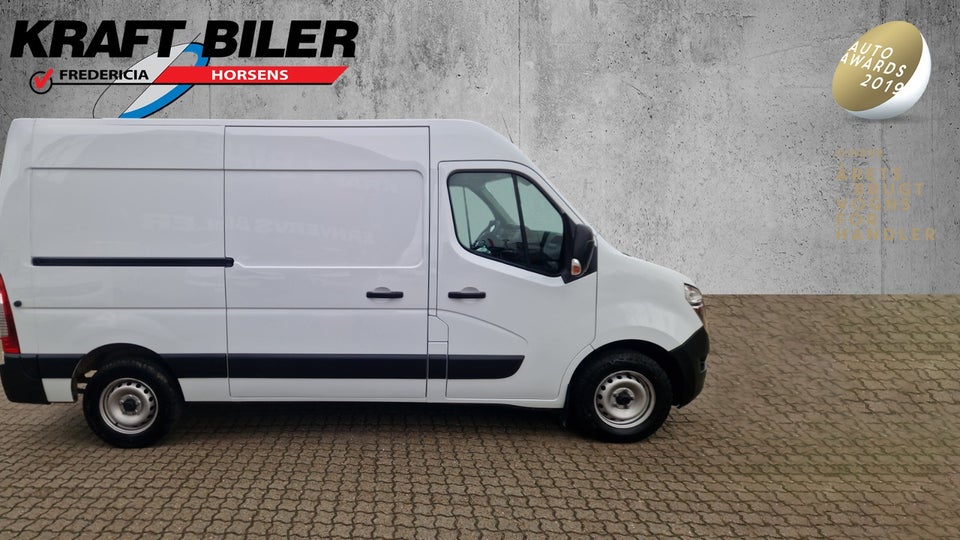 Nissan Interstar 2,3 dCi 150 L2H2 N-Connecta Van
