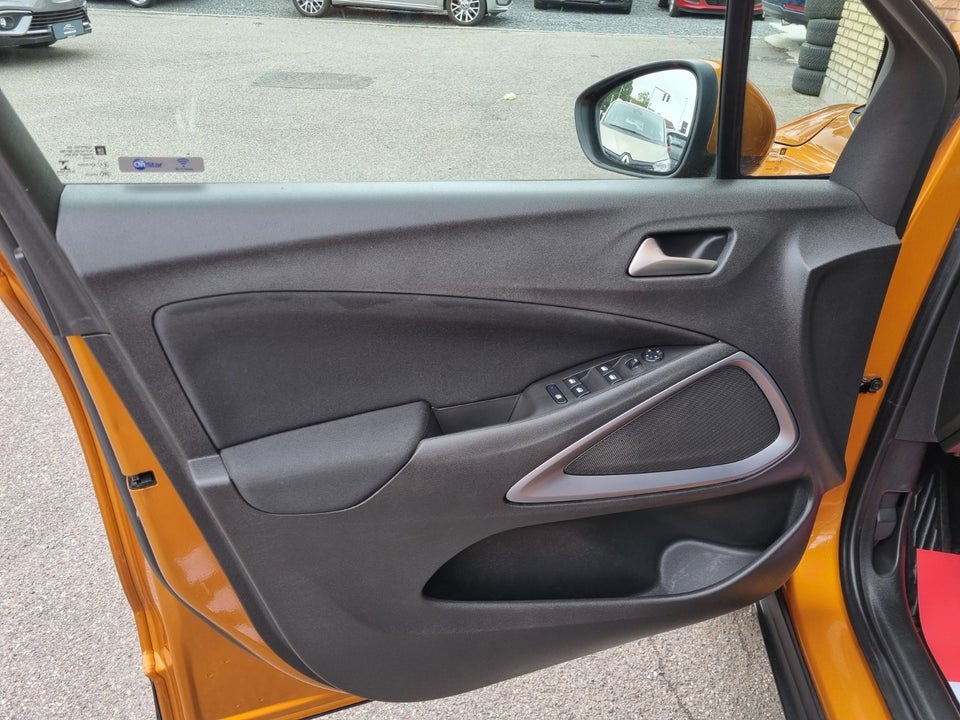 Opel Crossland X 1,2 T 130 Enjoy 5d