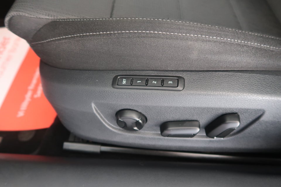 Skoda Superb 2,0 TDi 150 Ambition Combi DSG 5d