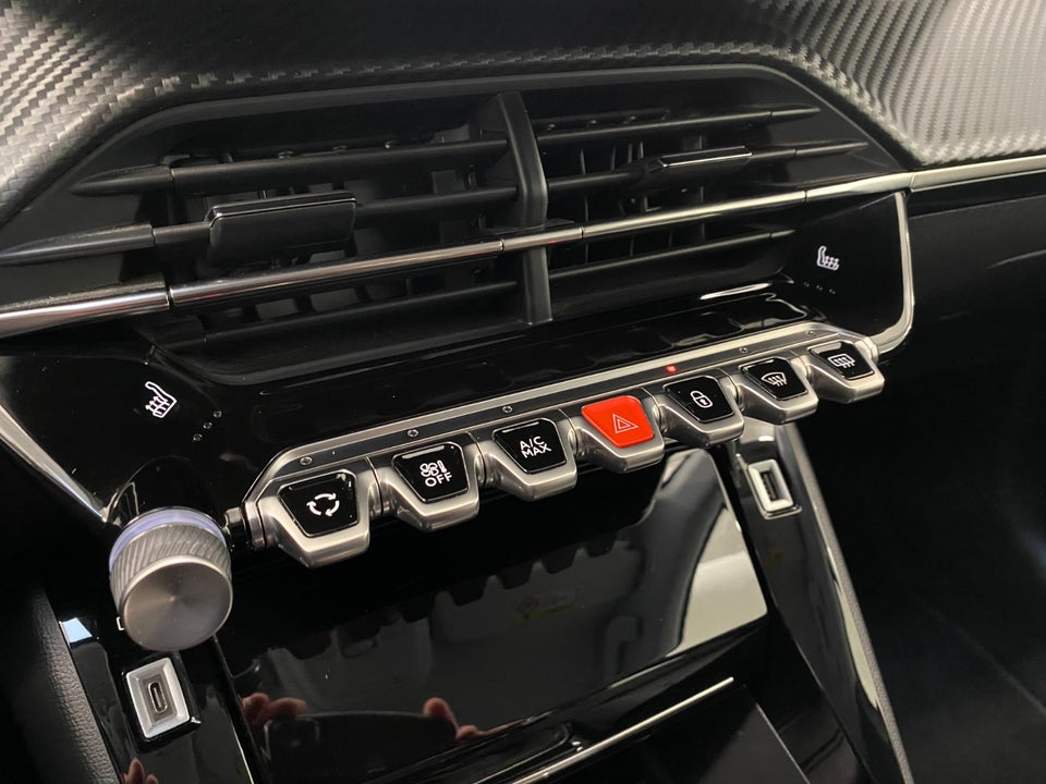 Peugeot 208 1,2 PureTech 100 Platin Pack 5d