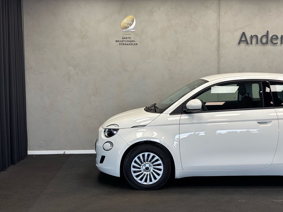 Fiat 500e 42 Icon 3d