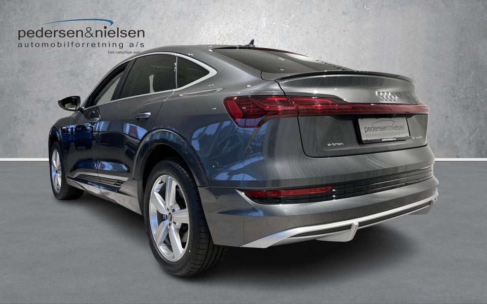 Audi e-tron 55 S-line Sportback quattro 5d