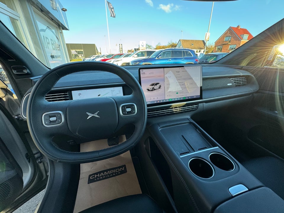 Xpeng G6 Standard Range 5d