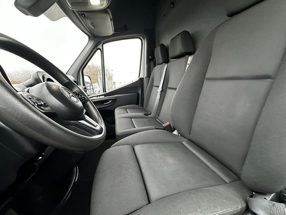 Mercedes Sprinter 214 2,2 CDi A2 Kassevogn aut. FWD