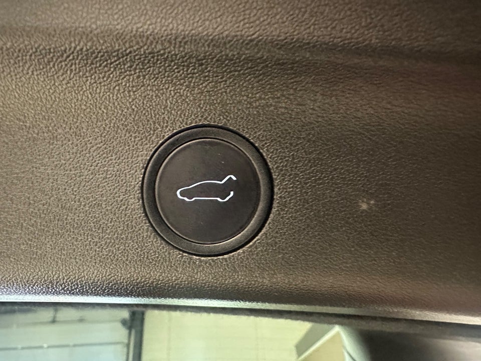 Tesla Model Y Long Range RWD 5d