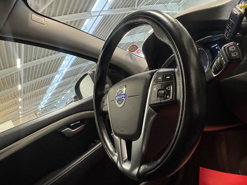 Volvo V70 2,0 D4 163 Momentum aut. Drive-E 5d