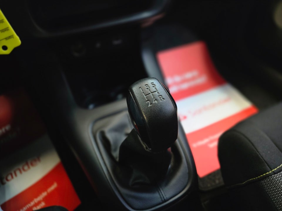 Citroën C3 1,2 PureTech 110 Shine 5d