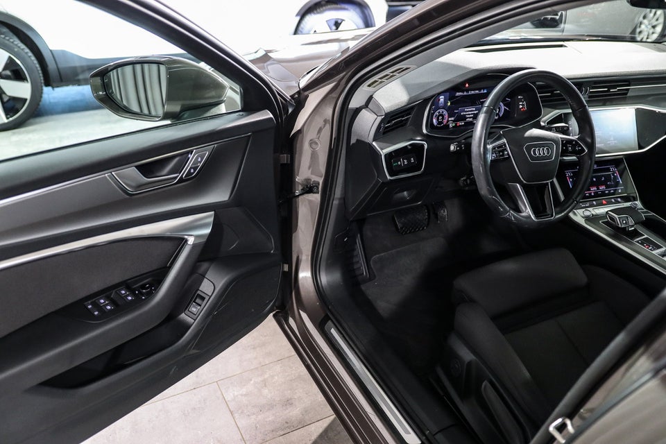 Audi A6 40 TDi Sport Avant S-tr. 5d