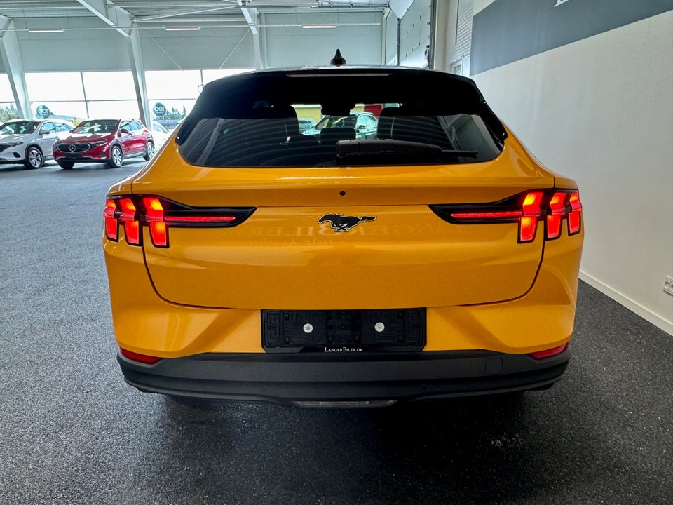 Ford Mustang Mach-E 70 Standard Range 5d