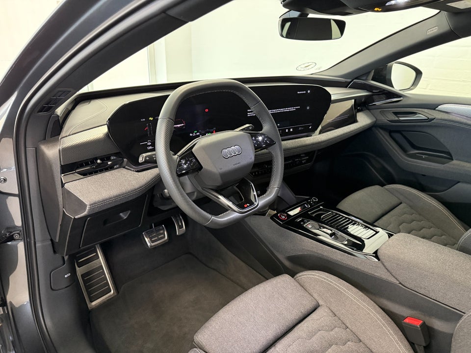 Audi A6 e-tron S-line Avant 5d