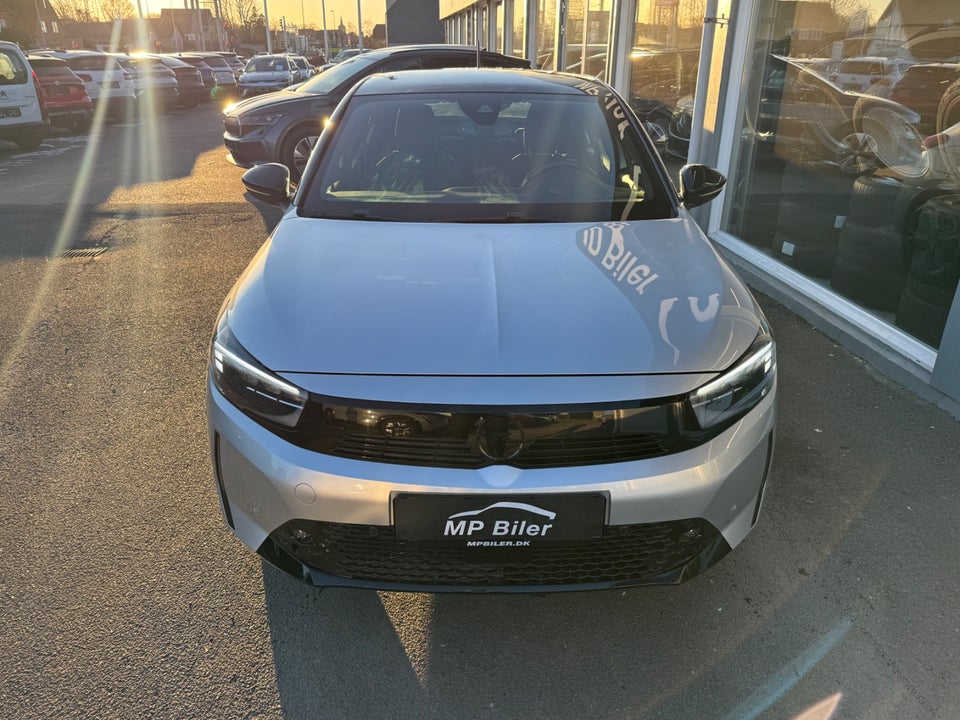 Opel Corsa 1,2 GS 5d