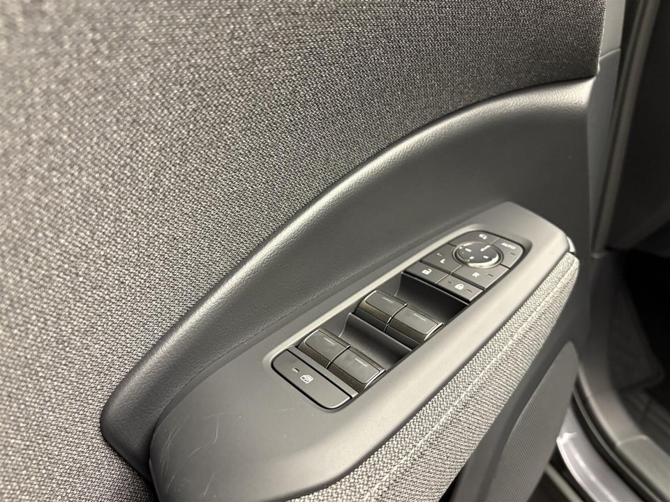 Lexus LBX 1,5 Hybrid 5d