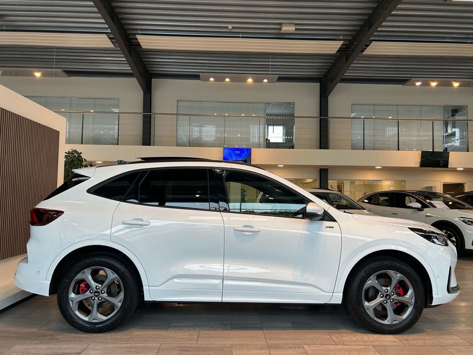Ford Kuga 2,5 PHEV ST-Line X CVT 5d