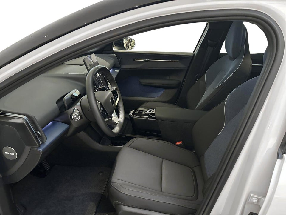 Volvo EX30 Extended Range Ultra 5d