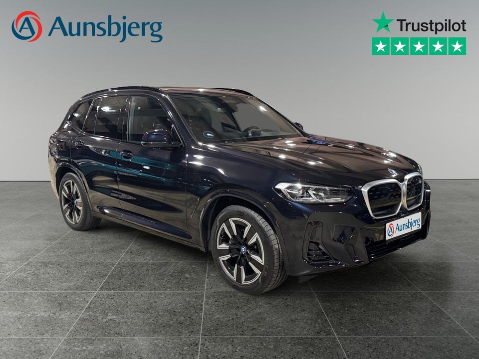 BMW iX3 Charged 5d
