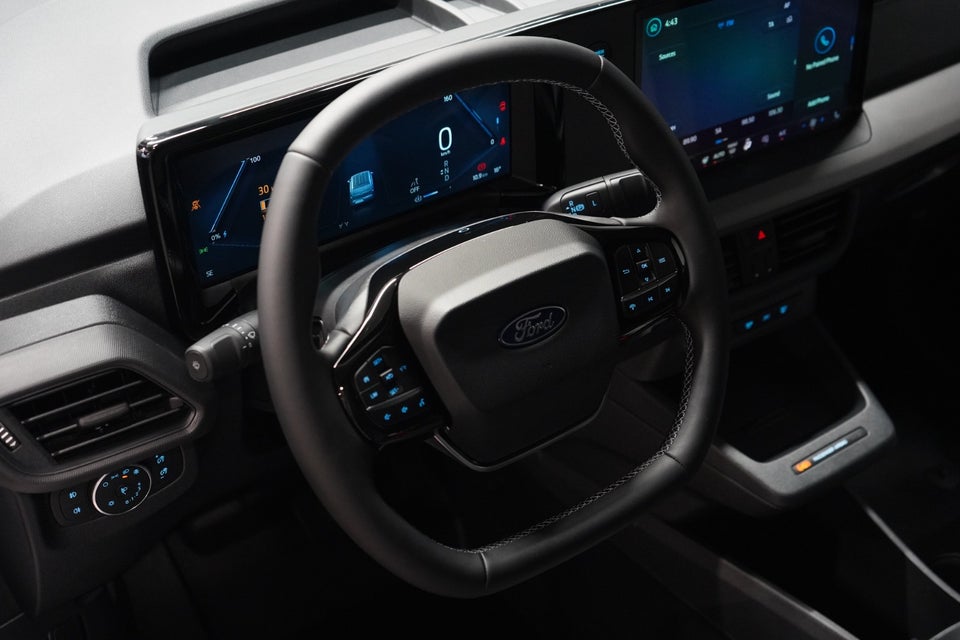 Ford E-Transit Courier 43 Trend