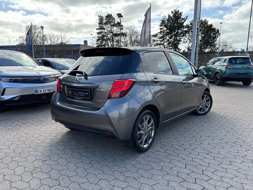 Toyota Yaris 1,5 Hybrid Delight e-CVT 5d