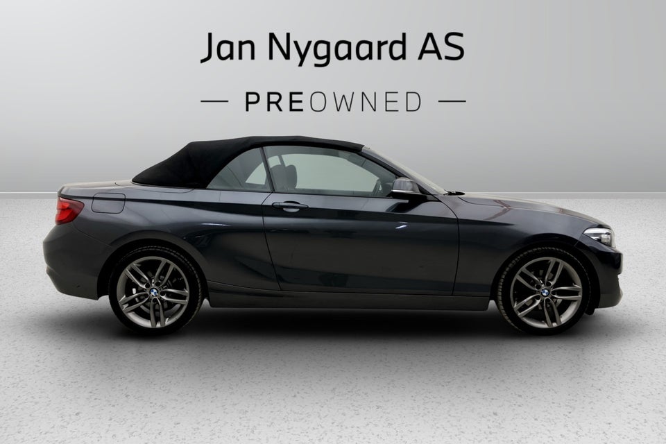 BMW 218i 1,5 Cabriolet Connected aut. 2d