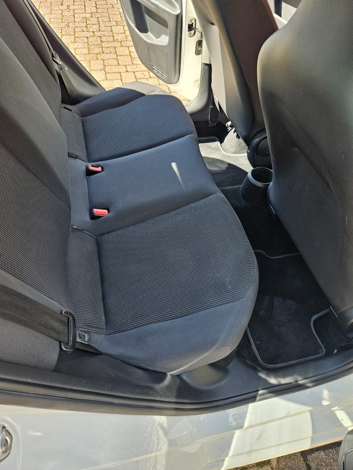 VW Up! 1,0 MPi 60 Move BMT 5d