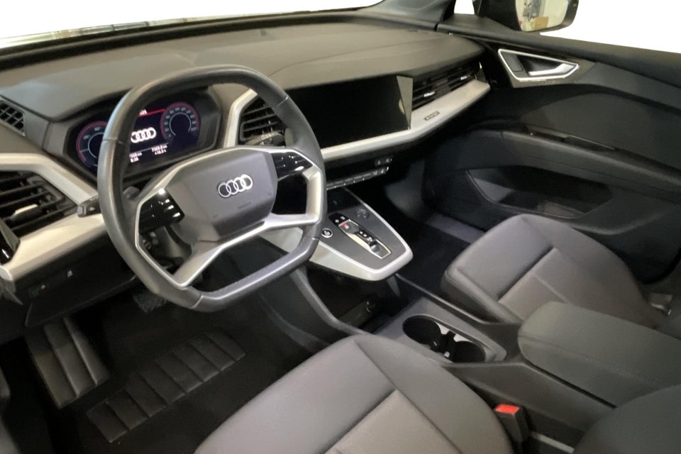 Audi Q4 e-tron 45 Progress 5d