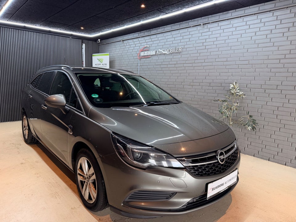 Opel Astra 1,6 CDTi 136 Enjoy Sports Tourer 5d