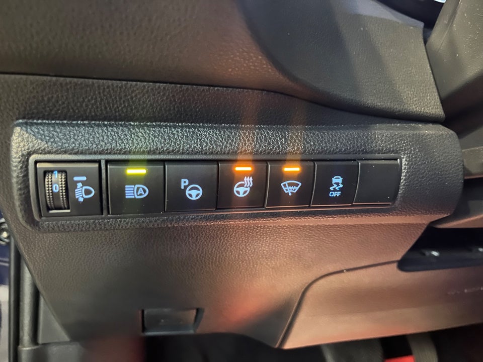 Suzuki Swace 1,8 HEV Exclusive stc. e-CVT 5d