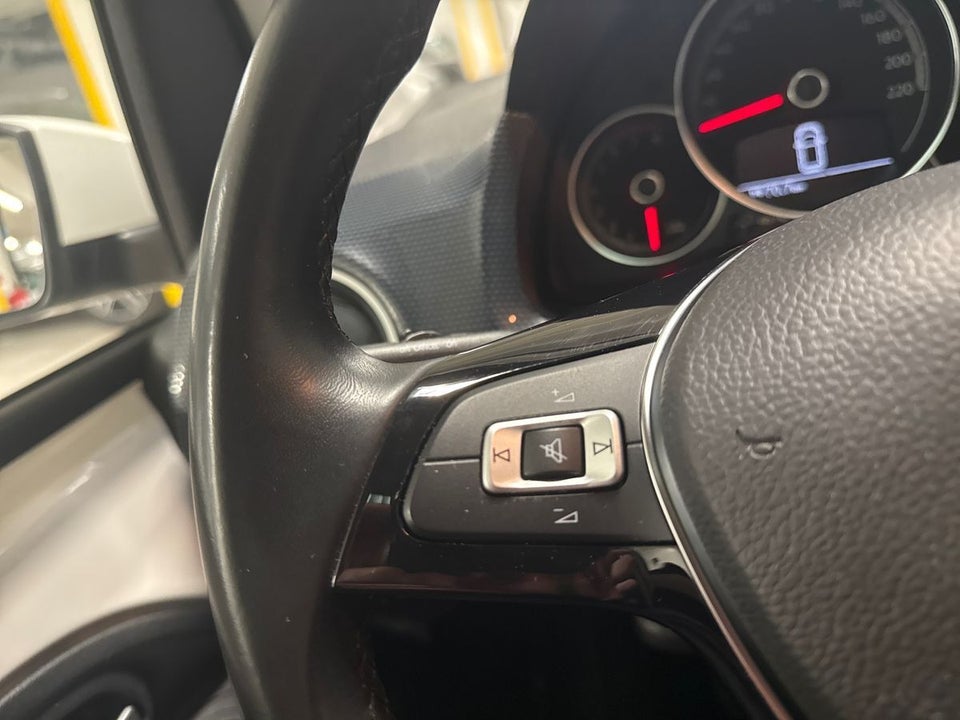 VW Up! 1,0 MPi 60 Move Up! BMT 5d