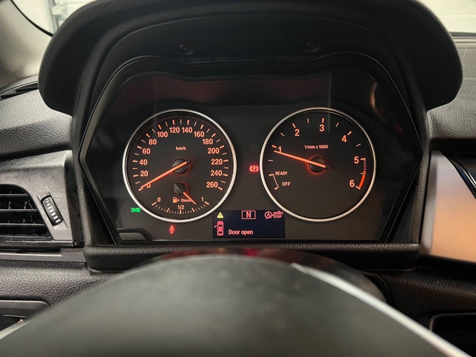 BMW 218d 2,0 Active Tourer 5d