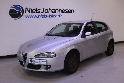 Annonce: Alfa Romeo 147 2,0 Twin Spark - Pris 6.900 kr.