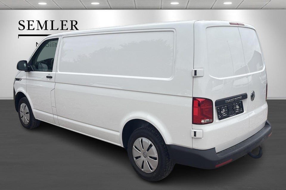 VW Transporter 2,0 TDi 110 Kassevogn lang