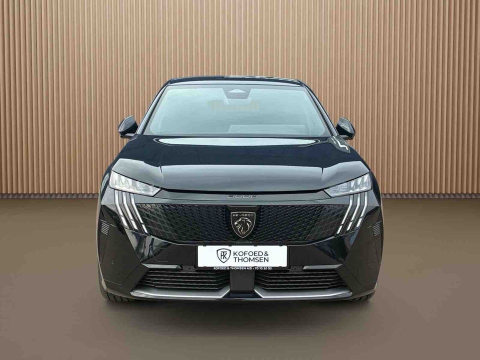 Peugeot e-3008 77 GT 5d