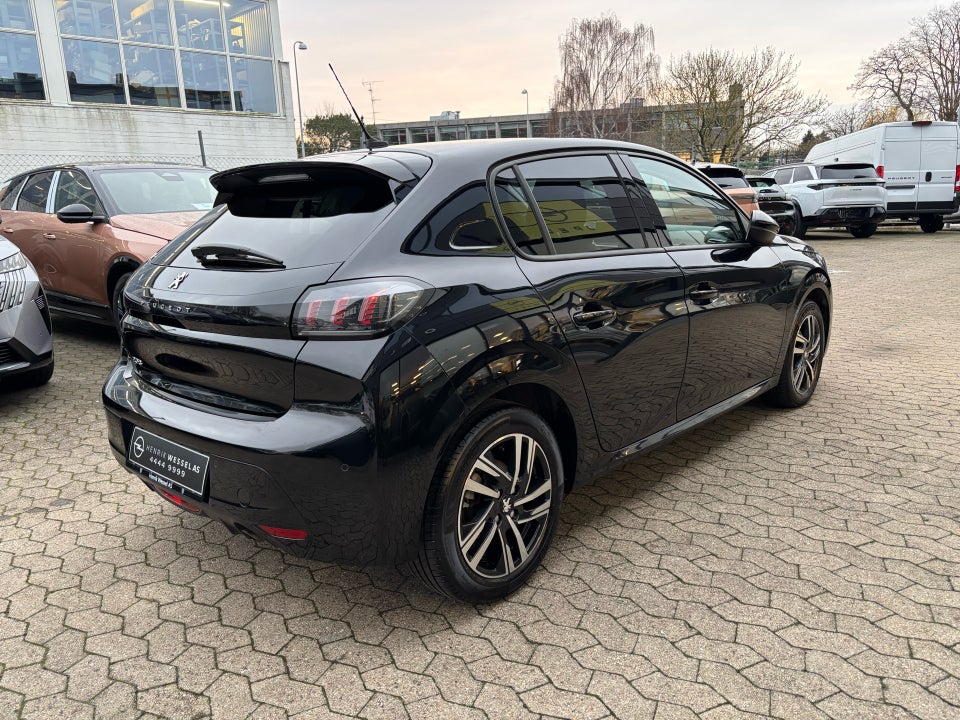 Peugeot 208 1,2 PureTech 100 Allure+ 5d