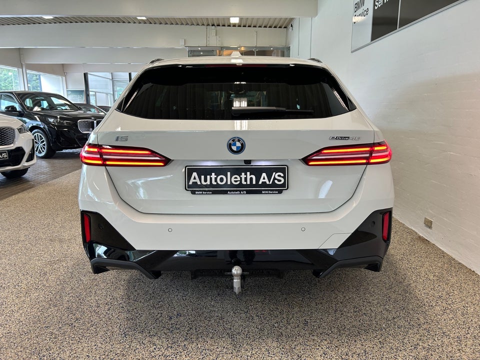 BMW i5 eDrive40 Touring Fully Charged M-Sport 5d